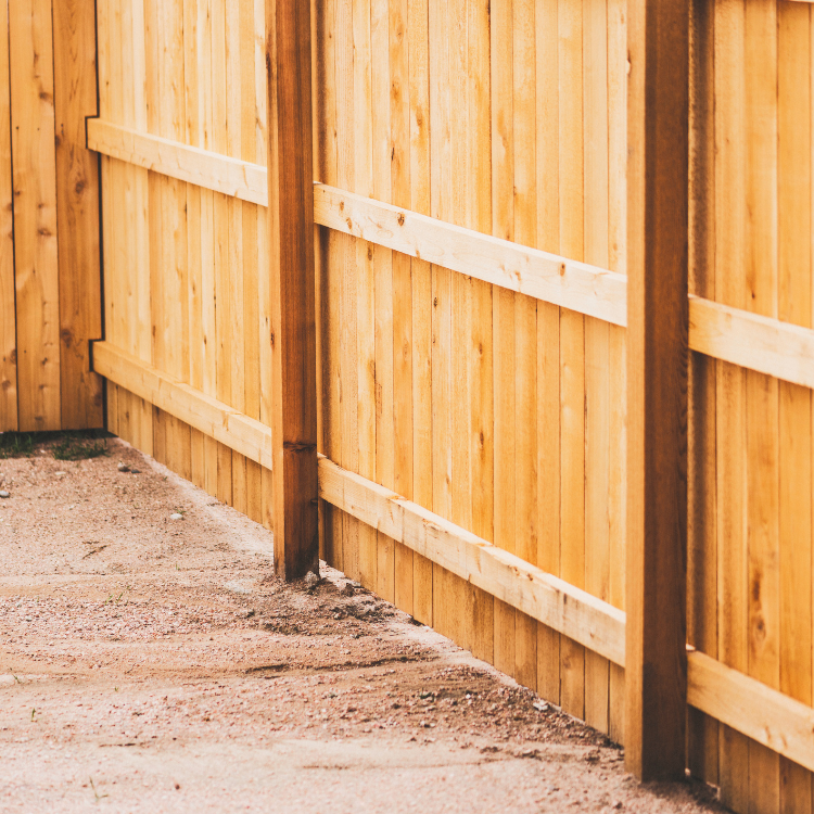 Fence Installation & Staining in DFW